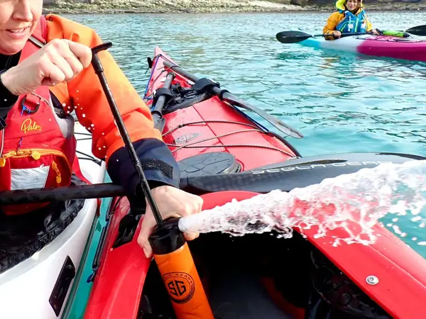 ultralight-kayak-pump-flowline